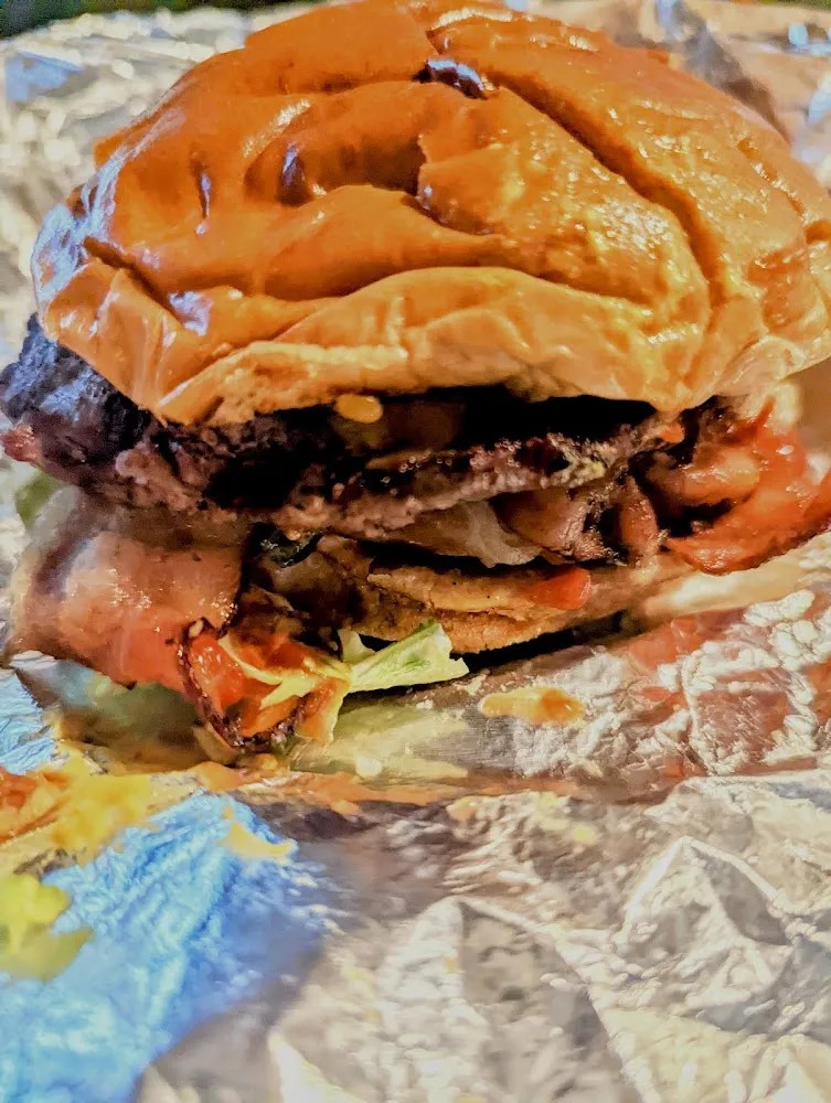 Bacon Cheeseburger with Everything